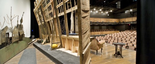 Young Centre for the Performing Arts / KPMB Architects