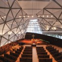 Church of Suan-Lien Center for the Elderly / J.J.Pan & Partners © David Chen