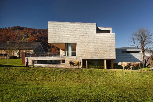 House Haller / Haller Jürgen & Dr. Arch. Peter Plattner