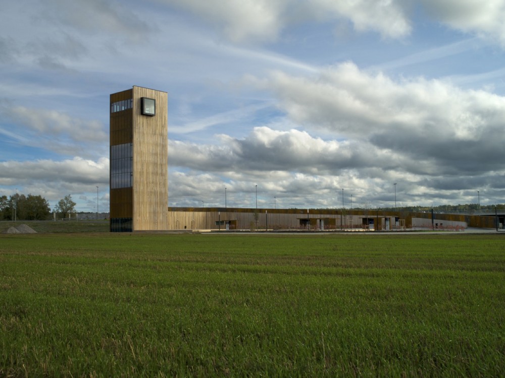 Solberg Tower & Rest Area / Saunders Architecture