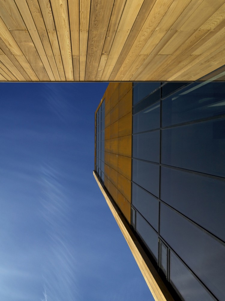Solberg Tower & Rest Area / Saunders Architecture