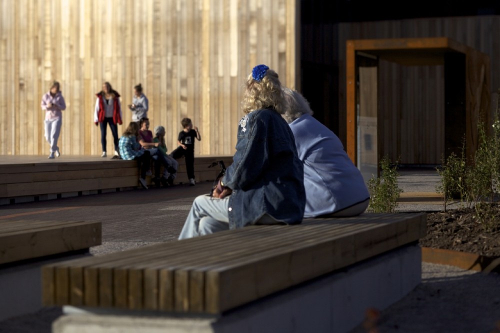 Solberg Tower & Rest Area / Saunders Architecture