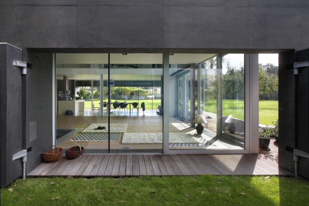 Safe House / KWK Promes