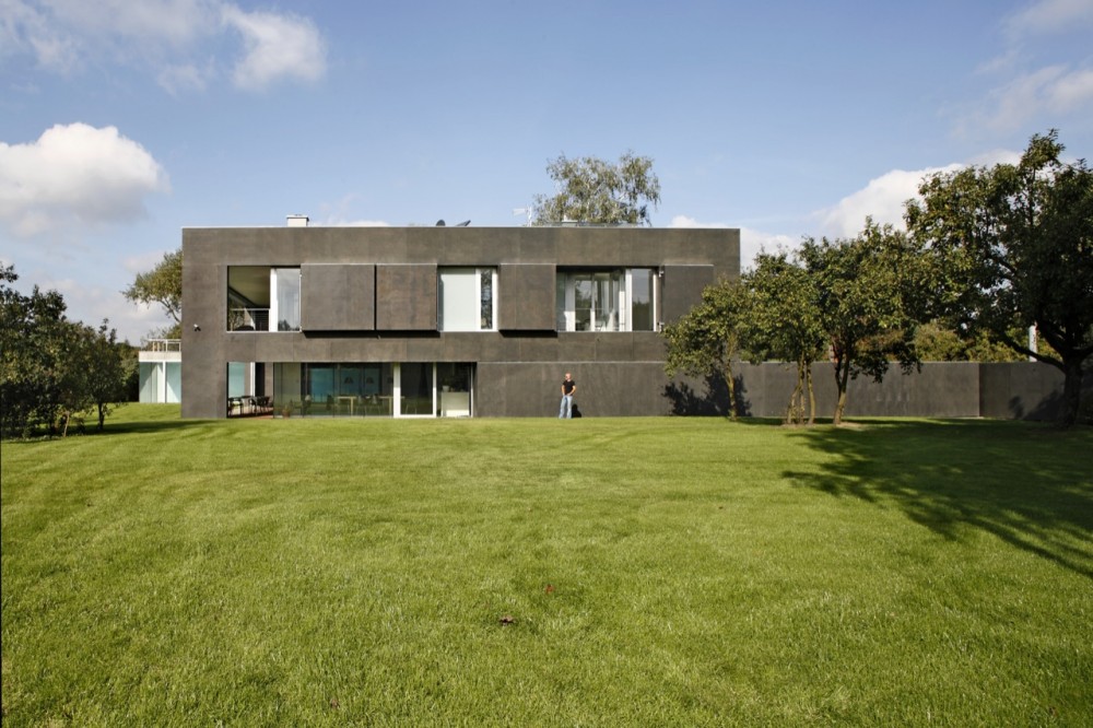 Safe House / KWK Promes