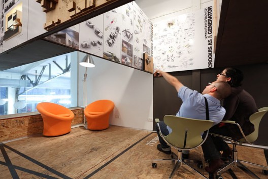 SO100 Exhibition / SO Architecture