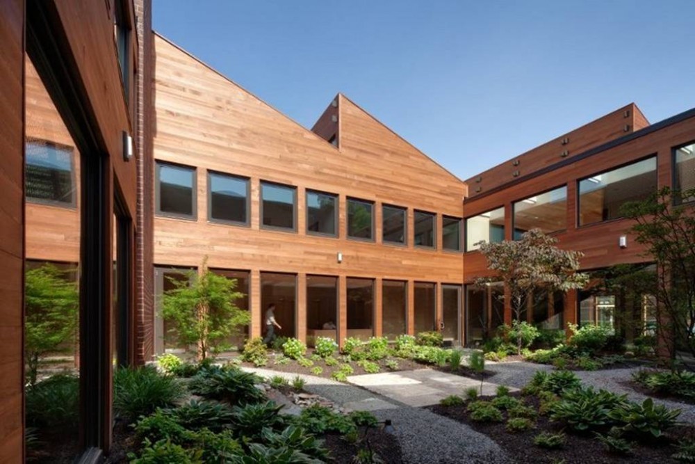 Clyde F. Barker Penn Transplant House / Rafael Viñoly Architects