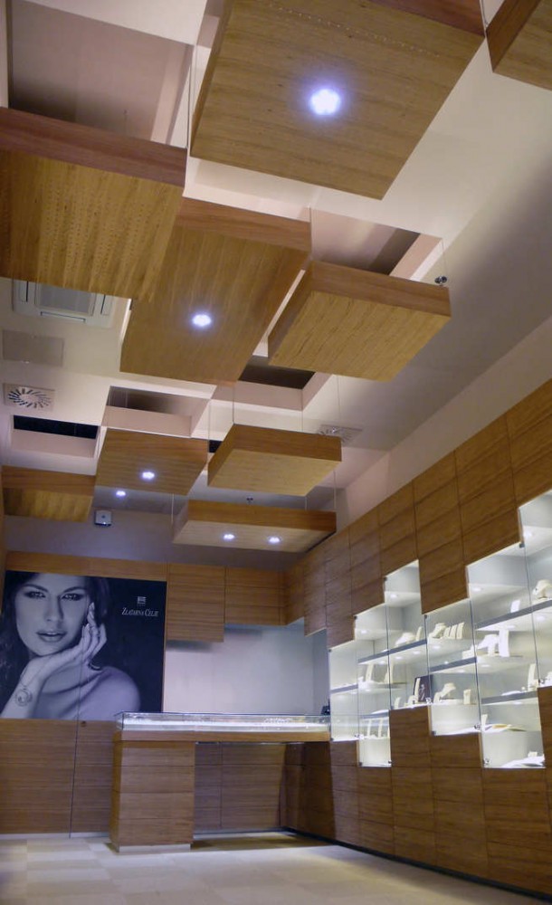 New Concept Stores for Jeweler Franchise Zlatarne Celje / OFIS arhitekti