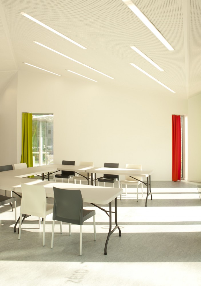 Young Workers Residence / aasb_agence d’architecture suzelbrout