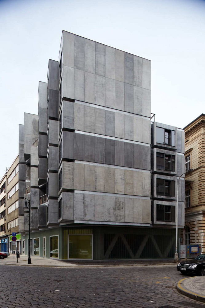 Tenement House / DaM