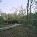 The Ruth Lilly Visitors Pavilion / Marlon Blackwell Architect © Timothy Hursley
