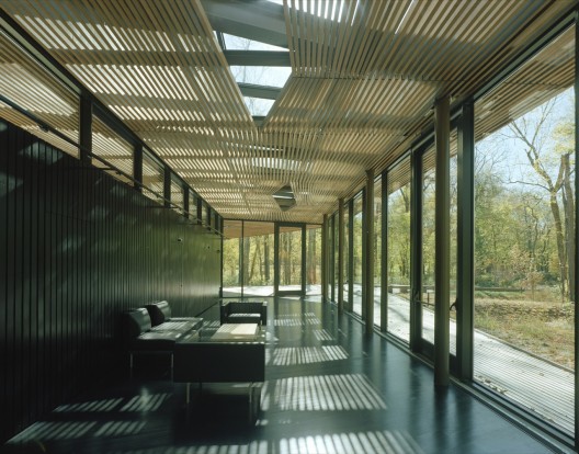 The Ruth Lilly Visitors Pavilion / Marlon Blackwell Architect