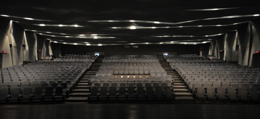 Chettinad Health City Auditorium / Morphogenesis