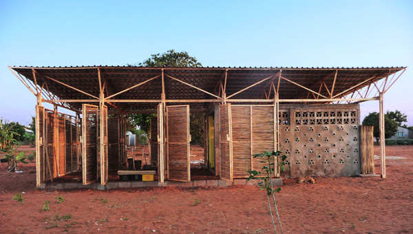 Educational Building In Mozambique / Masterstudents of Bergen School of Architecture