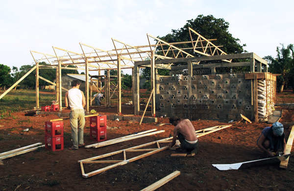 Educational Building In Mozambique / Masterstudents of Bergen School of Architecture