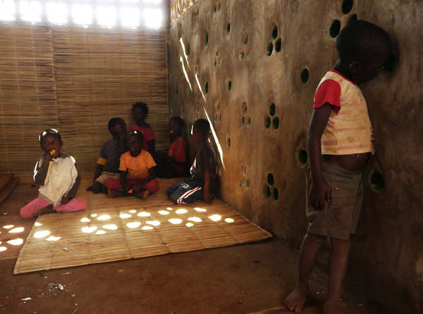 Educational Building In Mozambique / Masterstudents of Bergen School of Architecture