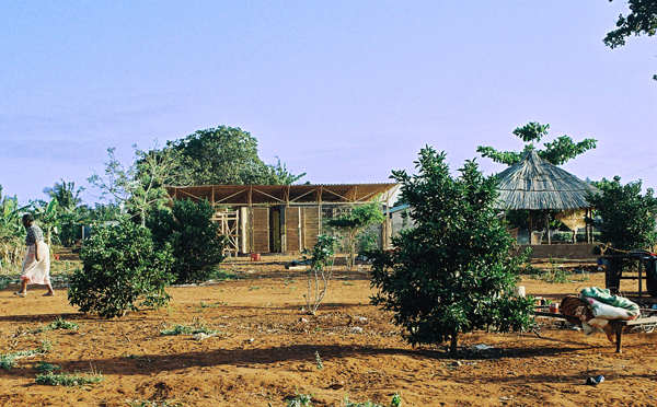 Educational Building In Mozambique / Masterstudents of Bergen School of Architecture