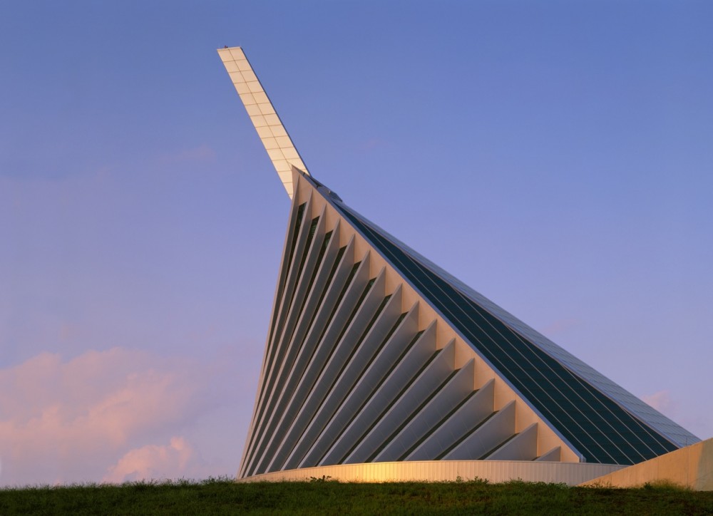 National Museum of the Marine Corps / Fentress Architects