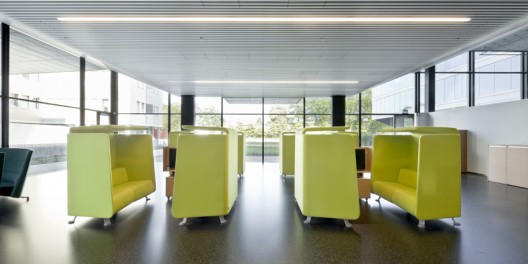 PGGM Headquarters / Mateo Arquitectura