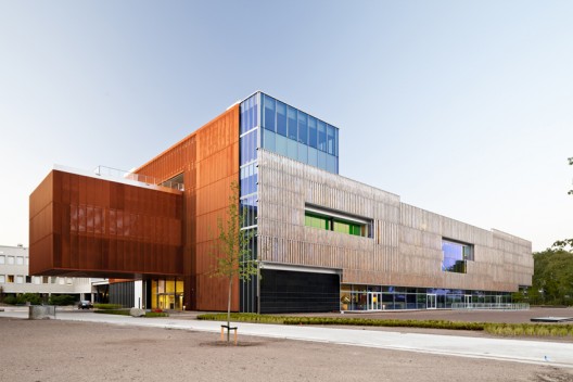 PGGM Headquarters / Mateo Arquitectura
