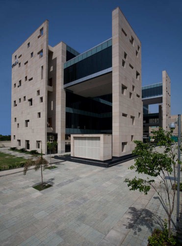 Office Hub In Gurgaon / Morphogenesis