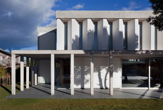 Pine House / Peñín Architects