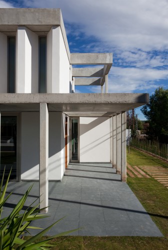 Pine House / Peñín Architects
