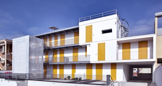 Social Housing Building / 2+1 officina architettura