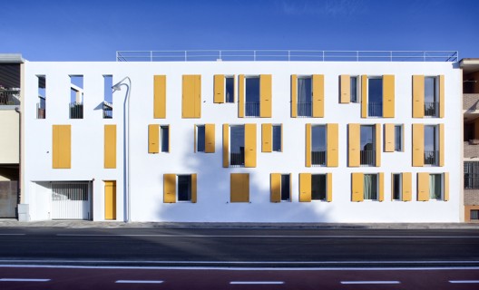 Social Housing Building / 2+1 officina architettura