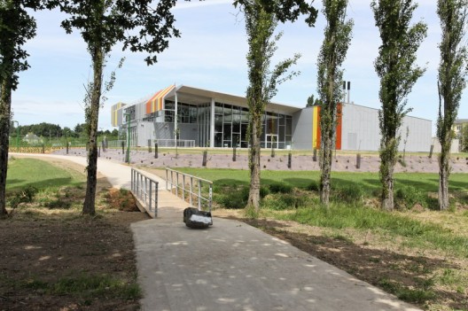 Aquatic Center / a/LTA