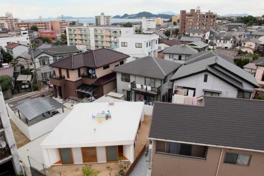 Kokura Tanaka House / Akinari Tanaka + POI + Nawakenjimu + Lapin