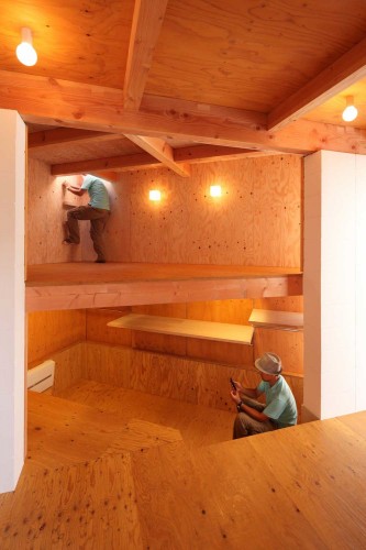 Kokura Tanaka House / Akinari Tanaka + POI + Nawakenjimu + Lapin
