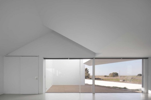 House In Possanco / ARX