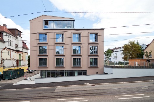 Veronica House Elderly Care Facility / f m b architekten
