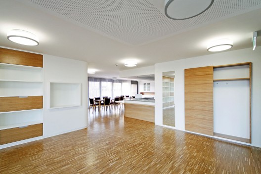 Veronica House Elderly Care Facility / f m b architekten