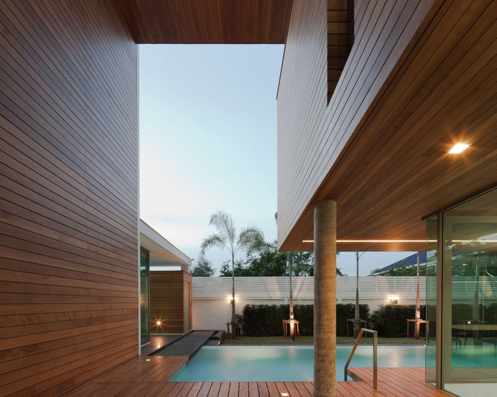 L71 House / OFFICE AT Co.