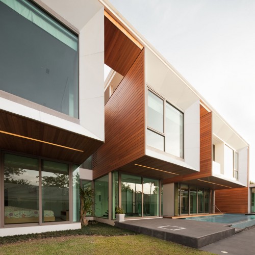 L71 House / OFFICE AT Co.