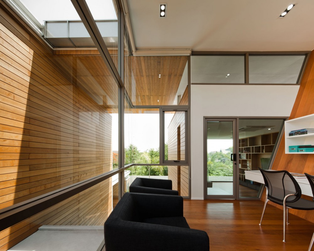 L71 House / OFFICE AT Co.