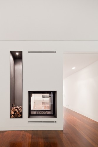 Palma Apartment / Pedra Silva Architects