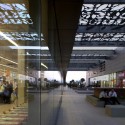 Asmacati Shopping Center / Tabanlioglu Architects Asmacati Shopping Center / Tabanlioglu Architects © Thomas Mayer