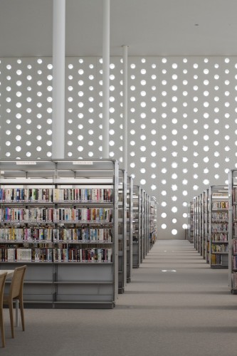 Kanazawa Umimirai Library / Coelacanth K&H Architects