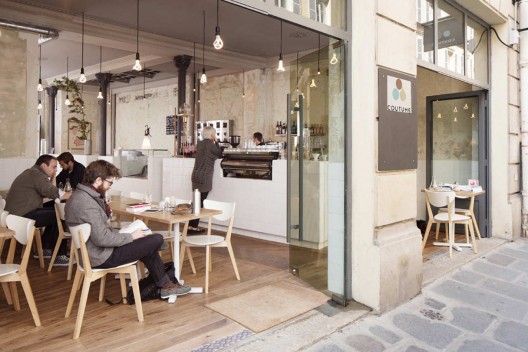 Coutume Café 47 Rue De Babylone / CUT Architectures