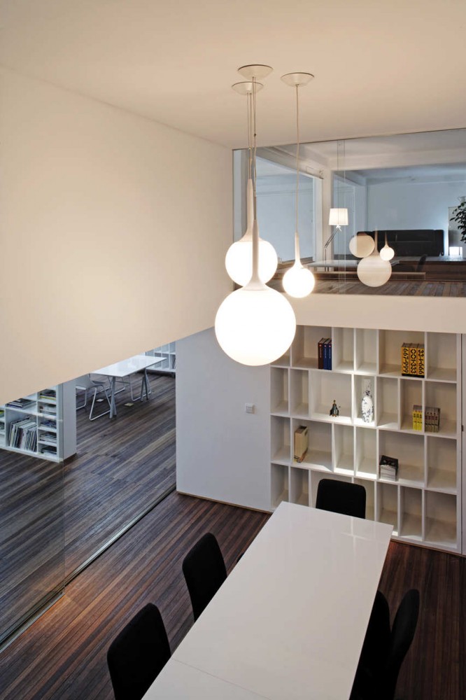 XL+ Office Space / Great City & Architecture