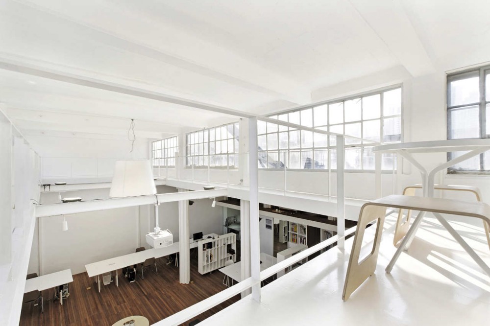 XL+ Office Space / Great City & Architecture