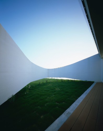 Owari Orthodontic Office / Akinari Tanaka + POI + Nawakenjimu + Lapin