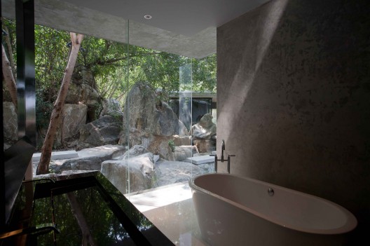 Hilltop House / Openbox Company