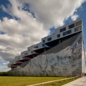 Mountain Dwellings / Bjarke Ingels Group (BIG) + JDS