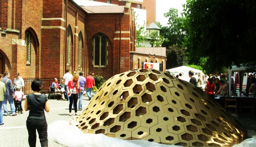 Hexigloo Pavilion / Tudor Cosmatu, Irina Bogdan, Andrei Radacanu