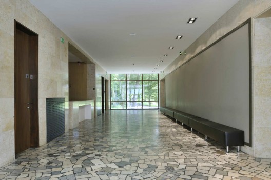 Theatre Park / Studio Kalamar