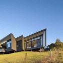 Bryden House / BVN Architecture, Daniel R. Fox Architects