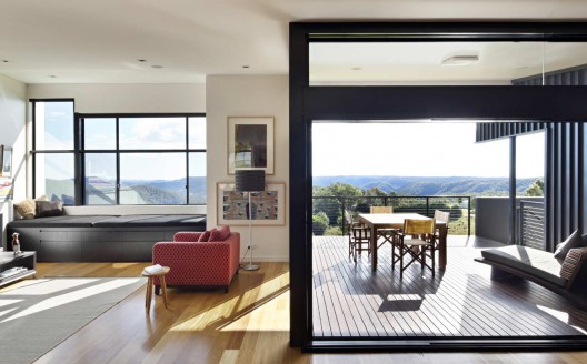 Bryden House / BVN Architecture, Daniel R. Fox Architects